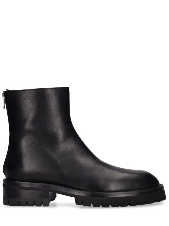 Ann Demeulemeester: Drees leather ankle boots - Siyah - men_0 | Luisa Via Roma