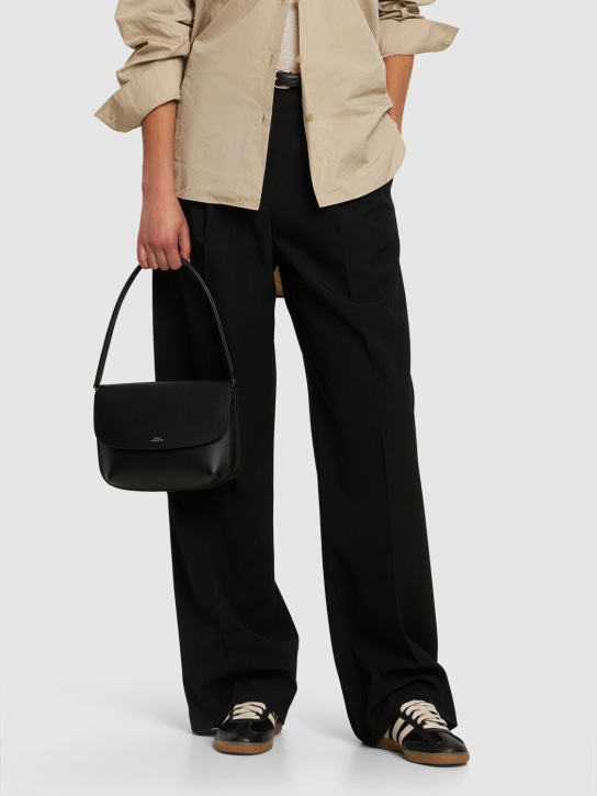 A.P.C.: Sarah leather shoulder bag - Siyah - women_1 | Luisa Via Roma