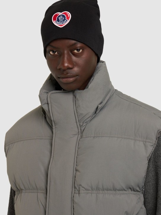 Moncler: Heart patch wool tricot beanie hat - Black - men_1 | Luisa Via Roma