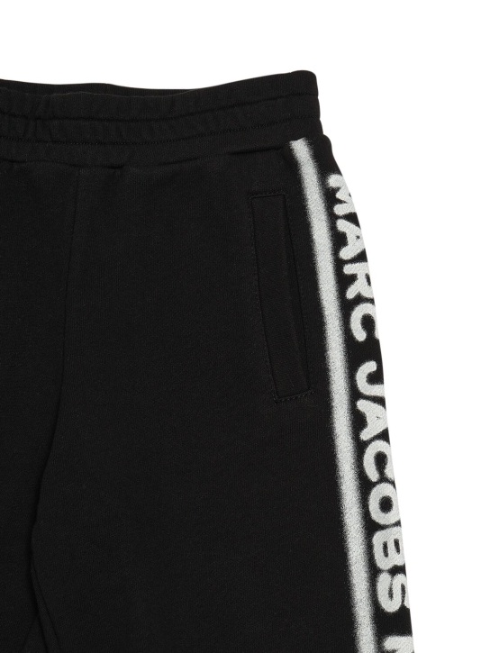 Marc Jacobs: 棉质运动裤 - 黑色 - kids-boys_1 | Luisa Via Roma