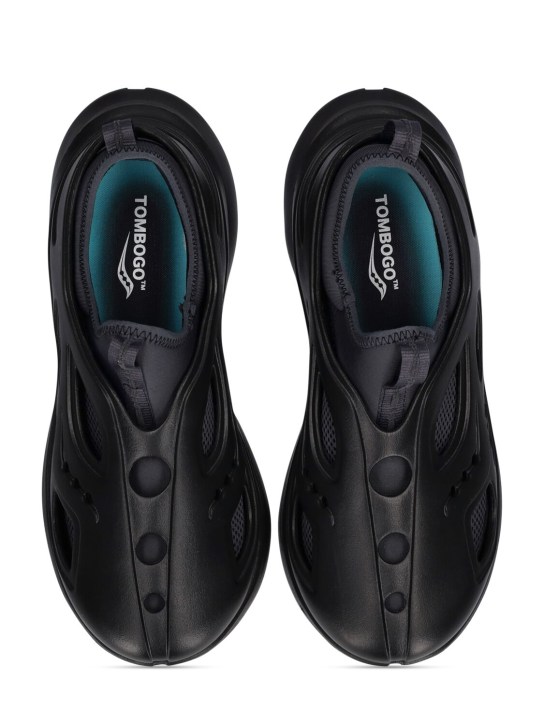 Saucony: Tombogo Butterfly Sneakers - Black - men_5 | Luisa Via Roma