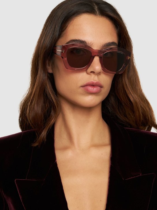 Tom Ford: Sonnenbrille aus Acetat „Guilliana“ - Pink/Braun - women_1 | Luisa Via Roma