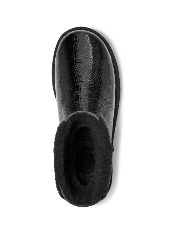 Ugg X Telfar: 10mm Telfar Mini crinkled patent boots - Black - men_3 | Luisa Via Roma