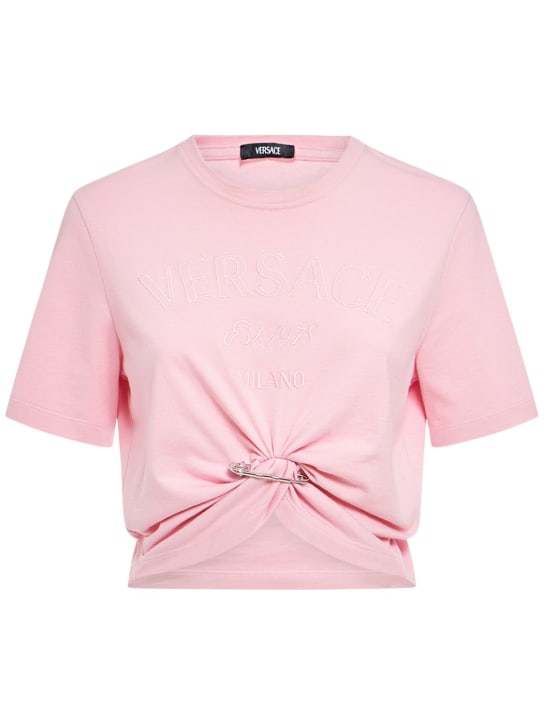 Versace: Logo jersey crop t-shirt w/safety pin - Pembe - women_0 | Luisa Via Roma
