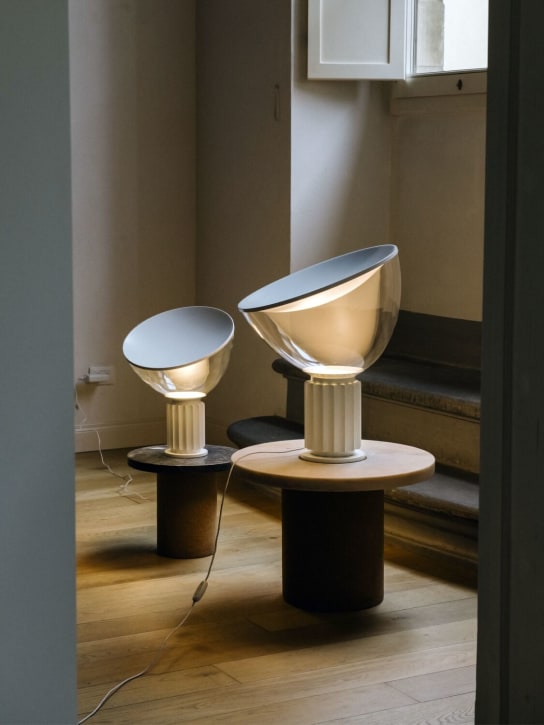 Flos: Taccia table lamp - Weiß - ecraft_1 | Luisa Via Roma