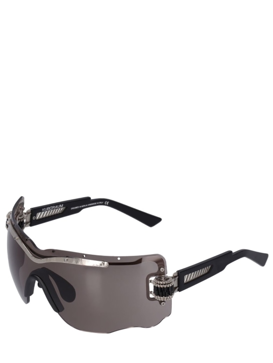 Kuboraum Berlin: E15 Mask Ruthenium sunglasses - Silver/Black - men_1 | Luisa Via Roma
