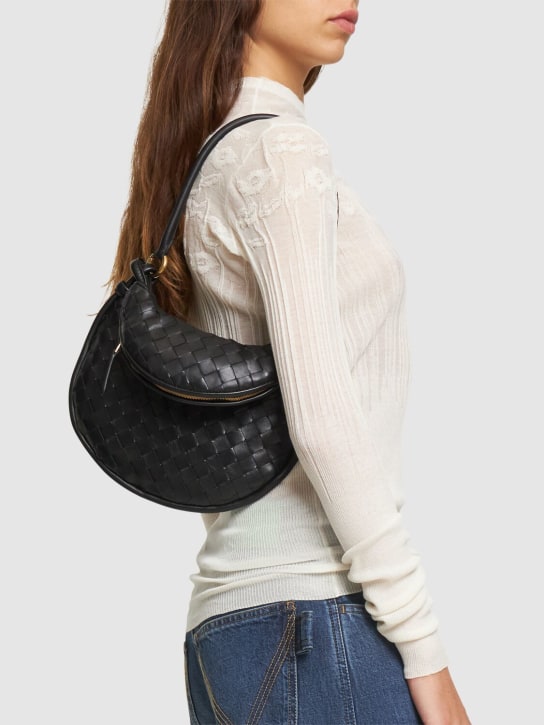 Bottega Veneta: Petit sac porté épaule en cuir Gemelli - Noir - women_1 | Luisa Via Roma