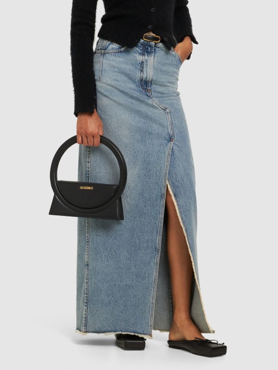 Jacquemus: Le Sac Round leather top handle bag - Siyah - women_1 | Luisa Via Roma