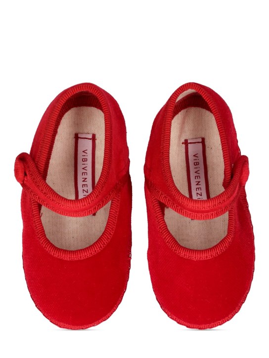 Vibi Venezia: Velvet Mary Jane pre-walker shoes - Red - kids-boys_1 | Luisa Via Roma