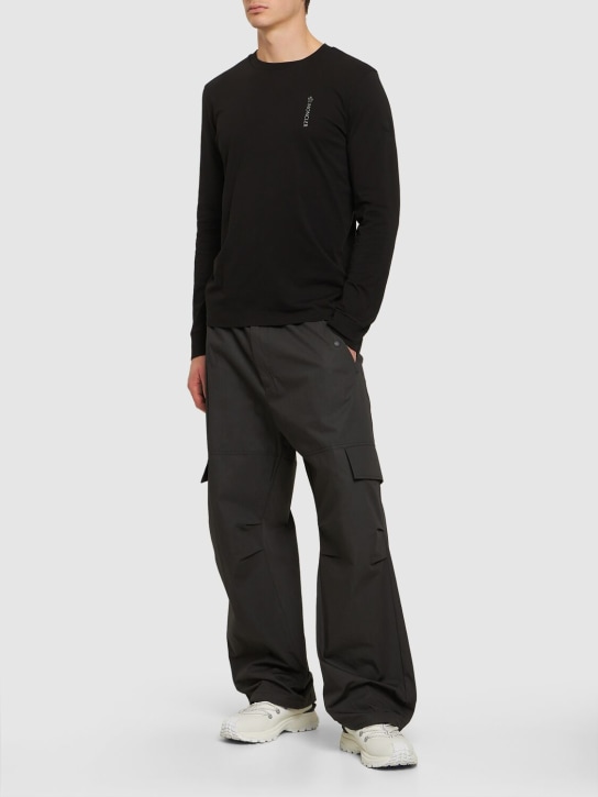 Moncler: 棉质平纹针织长袖T恤 - 黑色 - men_1 | Luisa Via Roma