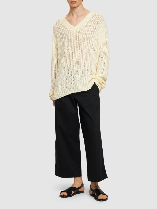 Commas: Relaxed fit V-neck knit sweater - Off-White - men_1 | Luisa Via Roma
