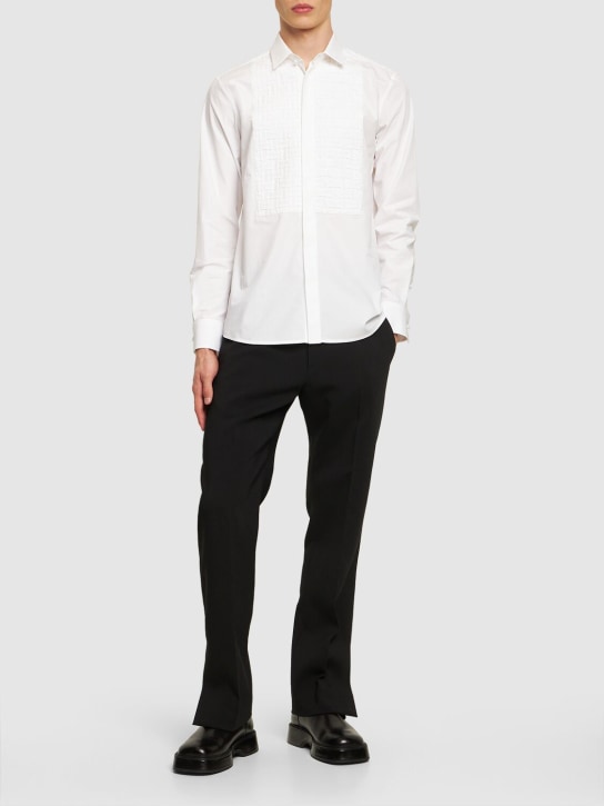 Valentino: Camicia in cotone con plastron - Bianco - men_2 | Luisa Via Roma