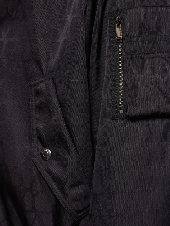 Valentino: Jacke aus Nylon „Toile Iconographe“ - Schwarz/Grau - men_4 | Luisa Via Roma
