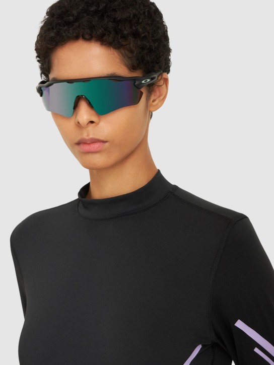 Oakley: Radar Ev Path Mask sunglasses - Siyah/Yeşil - women_1 | Luisa Via Roma