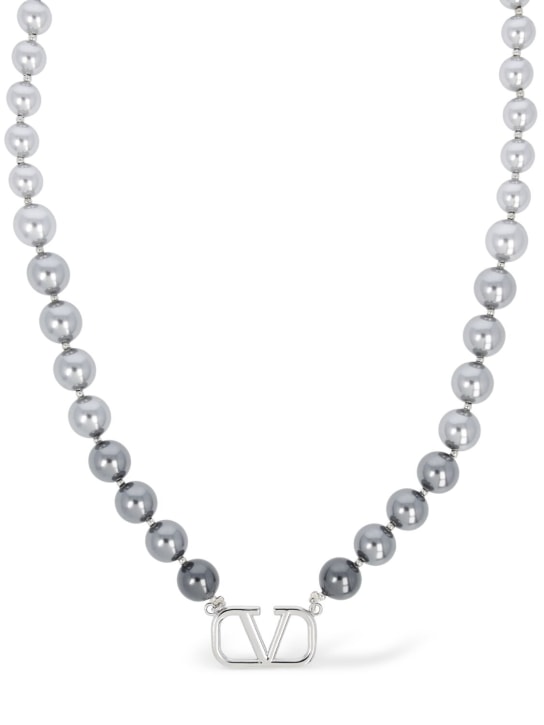 Valentino Garavani: V Logo Signature faux pearl choker - Grey/Silver - men_0 | Luisa Via Roma