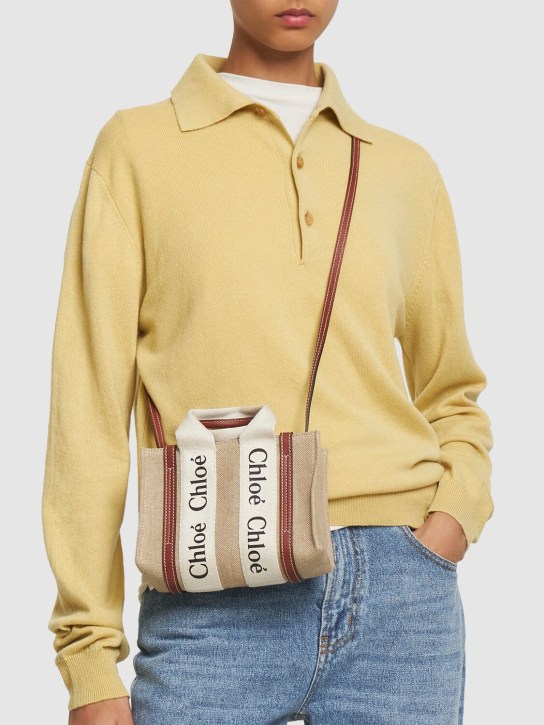 Chloé: Mini Handtasche aus Canvas „Woody“ - women_1 | Luisa Via Roma