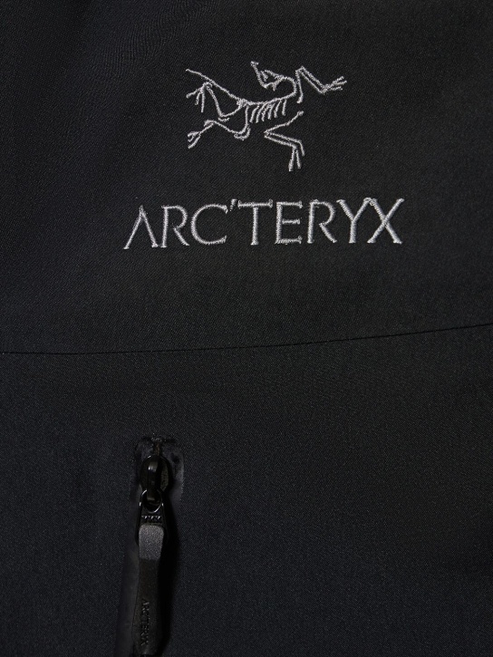 Arc'teryx: Shell-Jacke „Alpha SV“ - men_1 | Luisa Via Roma