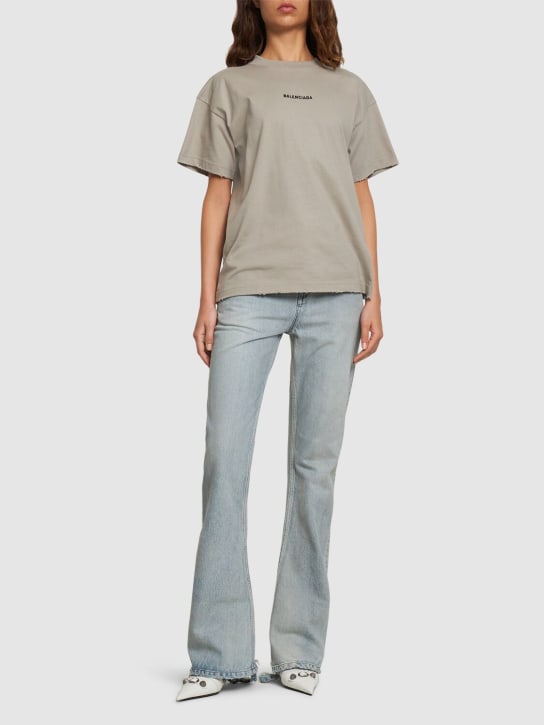 Balenciaga: T-shirt medium fit in cotone - Taupe - women_1 | Luisa Via Roma