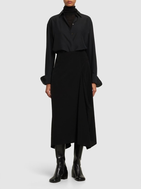 Yohji Yamamoto: Crepe de chine flared midi skirt - Black - women_1 | Luisa Via Roma