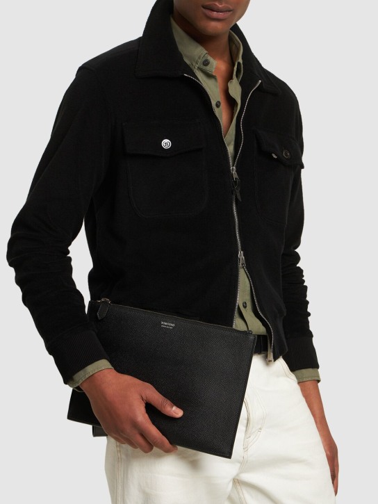 Tom Ford: Small grain leather pouch w/strap - Black - men_1 | Luisa Via Roma
