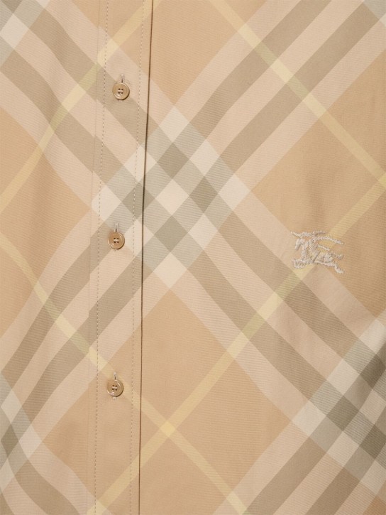 Burberry: Camicia in cotone check con logo - Flax - men_1 | Luisa Via Roma