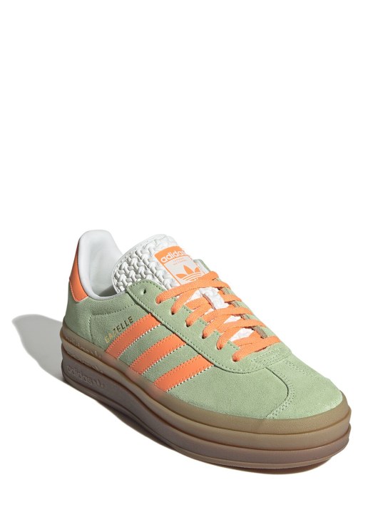 adidas Originals: Sneakers „Gazelle Bold“ - Grün/Orange - women_1 | Luisa Via Roma