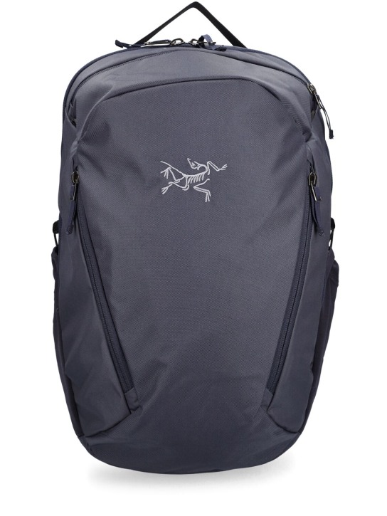 Arc'teryx: 26l Rucksack "Mantis" - men_0 | Luisa Via Roma