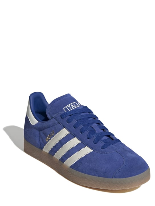 adidas Originals: Sneakers Gazelle - Bleu/Multicolore - men_1 | Luisa Via Roma