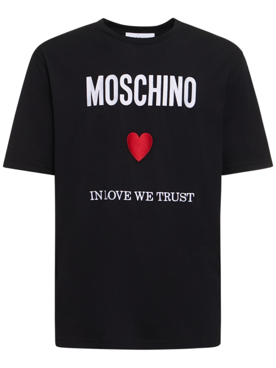 Moschino: T-shirt en jersey de coton In Love We Trust - Noir - men_0 | Luisa Via Roma