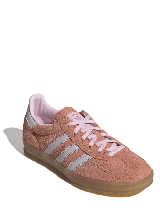 adidas Originals: Gazelle Indoor运动鞋 - Pink/Coral - men_1 | Luisa Via Roma