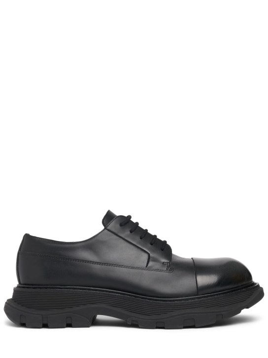 Alexander McQueen: Tread leather lace-up shoes - Siyah - men_0 | Luisa Via Roma