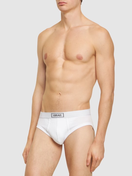 Versace Underwear: Calzoncillos de algodón de punto acanalado - Blanco Óptico - men_1 | Luisa Via Roma