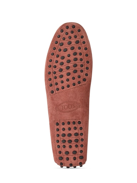 Tod's: Mocassini Gommini in camoscio - Tan - women_4 | Luisa Via Roma