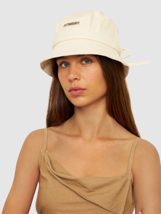 Jacquemus: Le Bob Gadjo cotton logo bucket hat - Off-White - women_1 | Luisa Via Roma