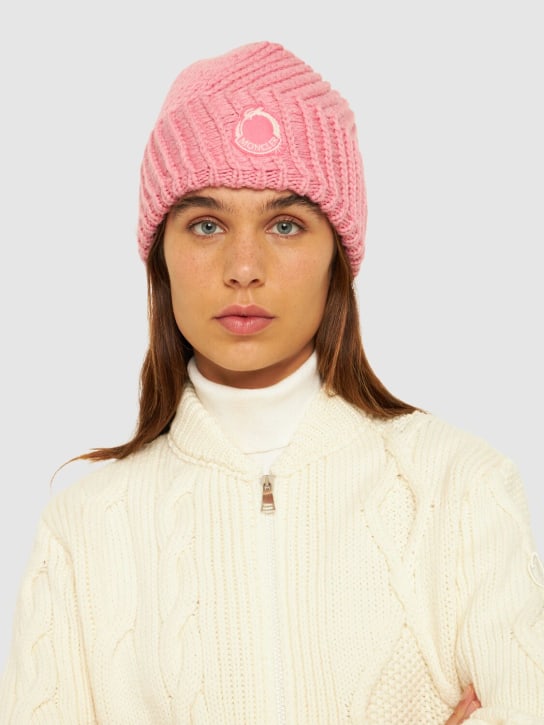 Moncler: CNY Wool blend beanie - Pink - women_1 | Luisa Via Roma