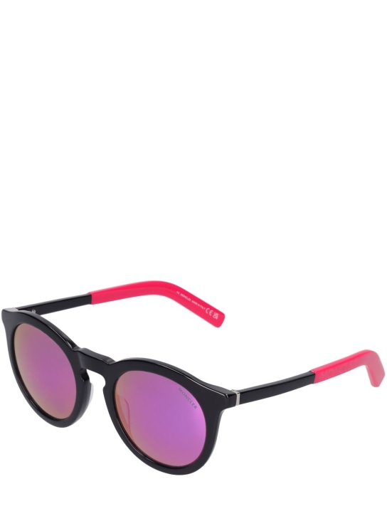 Moncler: Odeonn round sunglasses - Black/Purple - women_1 | Luisa Via Roma