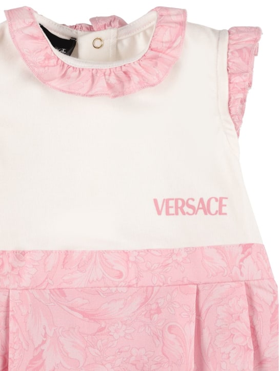 Versace: コットンポプリン＆ジャージーロンパース - ホワイト/ピンク - kids-girls_1 | Luisa Via Roma
