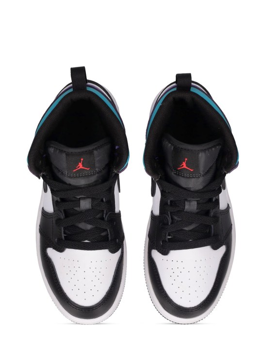 Nike: Sneakers Jordan 1 Mid - Blanc/Noir/Rouge - kids-boys_1 | Luisa Via Roma