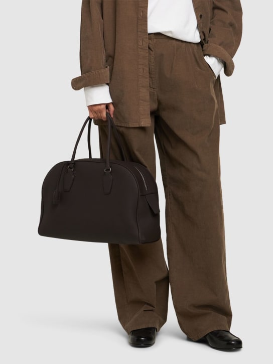 The Row: 15.75 India matte grain leather bag - women_1 | Luisa Via Roma