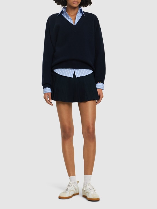 Extreme Cashmere: V neck cashmere sweater - Navy - women_1 | Luisa Via Roma