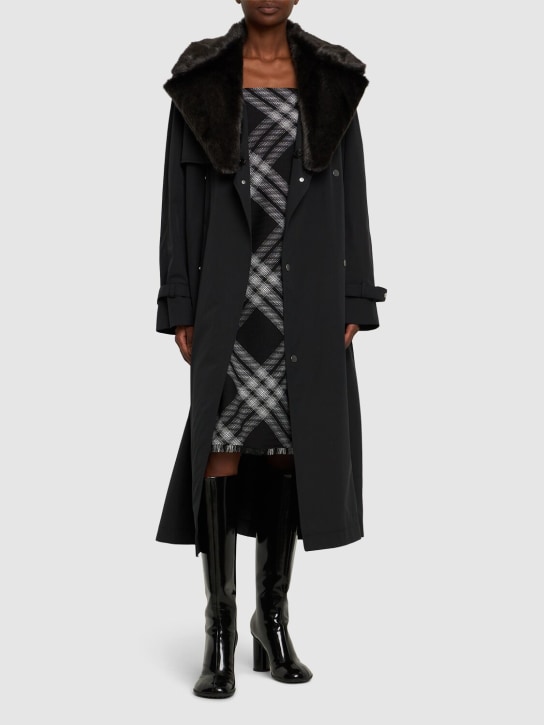 Burberry: Belted gabardine long trench coat - Black - women_1 | Luisa Via Roma