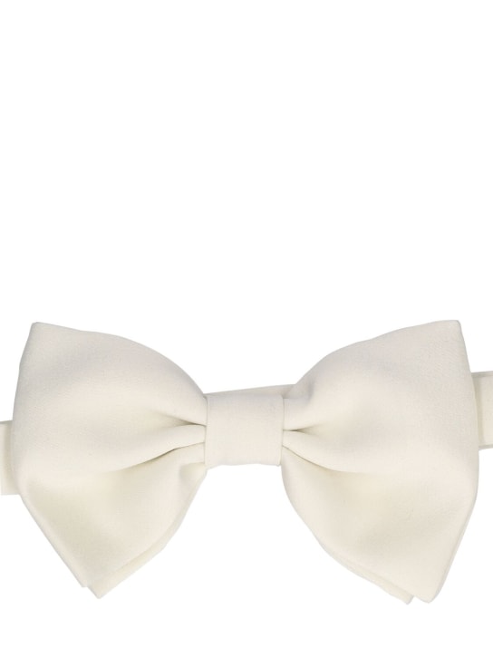 Tagliatore: Plain tech bow tie - Ivory - men_1 | Luisa Via Roma