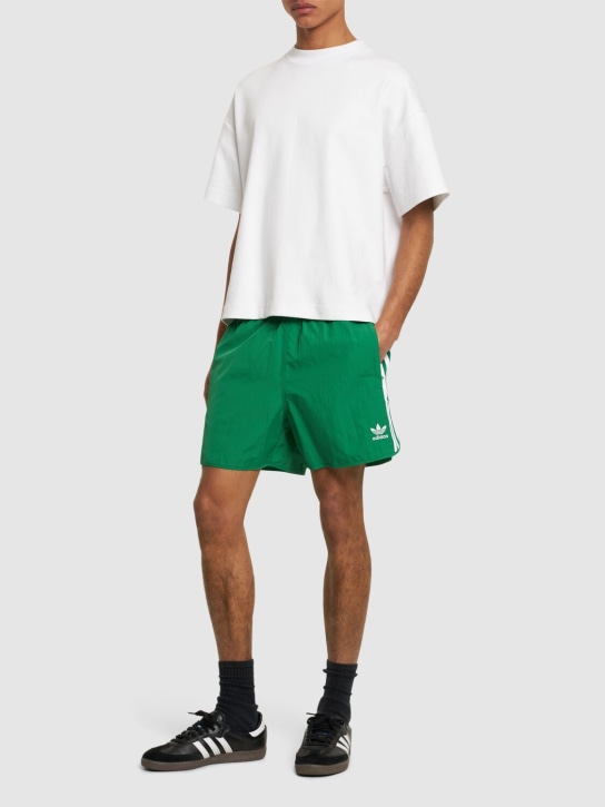 adidas Originals: Sprinter再生科技织物短裤 - men_1 | Luisa Via Roma