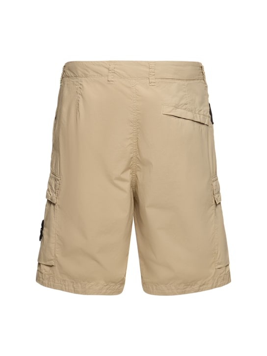 Stone Island: Shorts cargo - men_4 | Luisa Via Roma