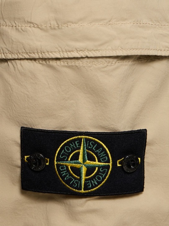 Stone Island: Shorts cargo - men_3 | Luisa Via Roma