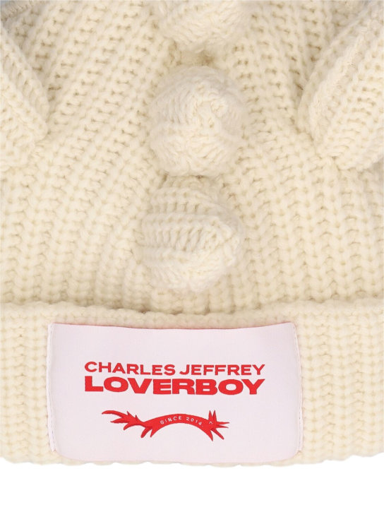 Charles Jeffrey LOVERBOY: Bonnet dragon en laine et nylon - Blanc - men_1 | Luisa Via Roma