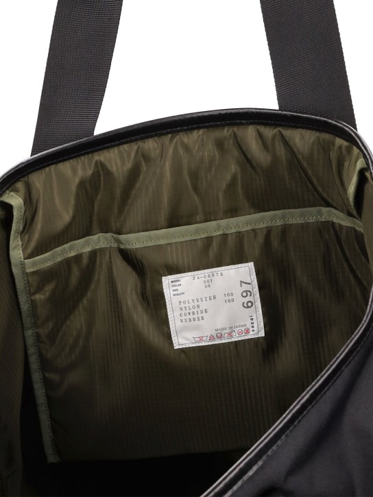 Sacai: Borsa shopping grande Coal - men_5 | Luisa Via Roma