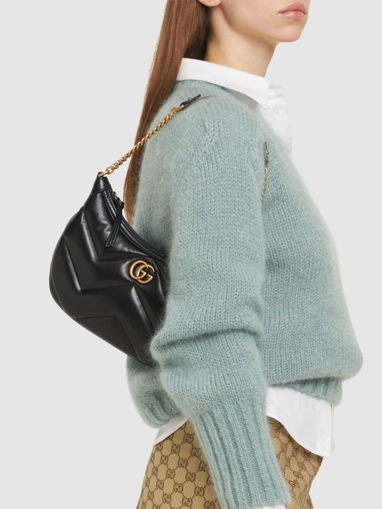 Gucci: Small GG Marmont leather shoulder bag - Siyah - women_1 | Luisa Via Roma