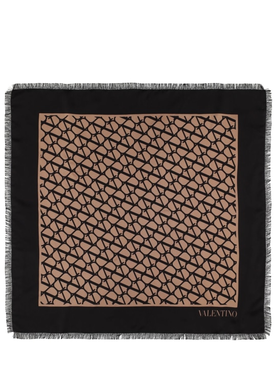 Valentino Garavani: Toile Iconographe silk shawl - Beige/Black - women_0 | Luisa Via Roma