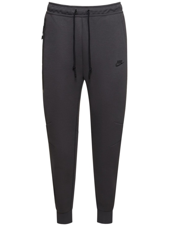 Nike: Tech fleece slim fit jogger sweatpants - Anthracite/Black - men_0 | Luisa Via Roma